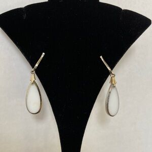 Elegant White Teardrop Clip-on Earrings